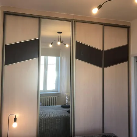 Praska Kamienica Apartment *